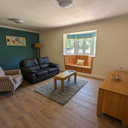 The Hideaway Apartment Woodhall Spa Bagian luar foto