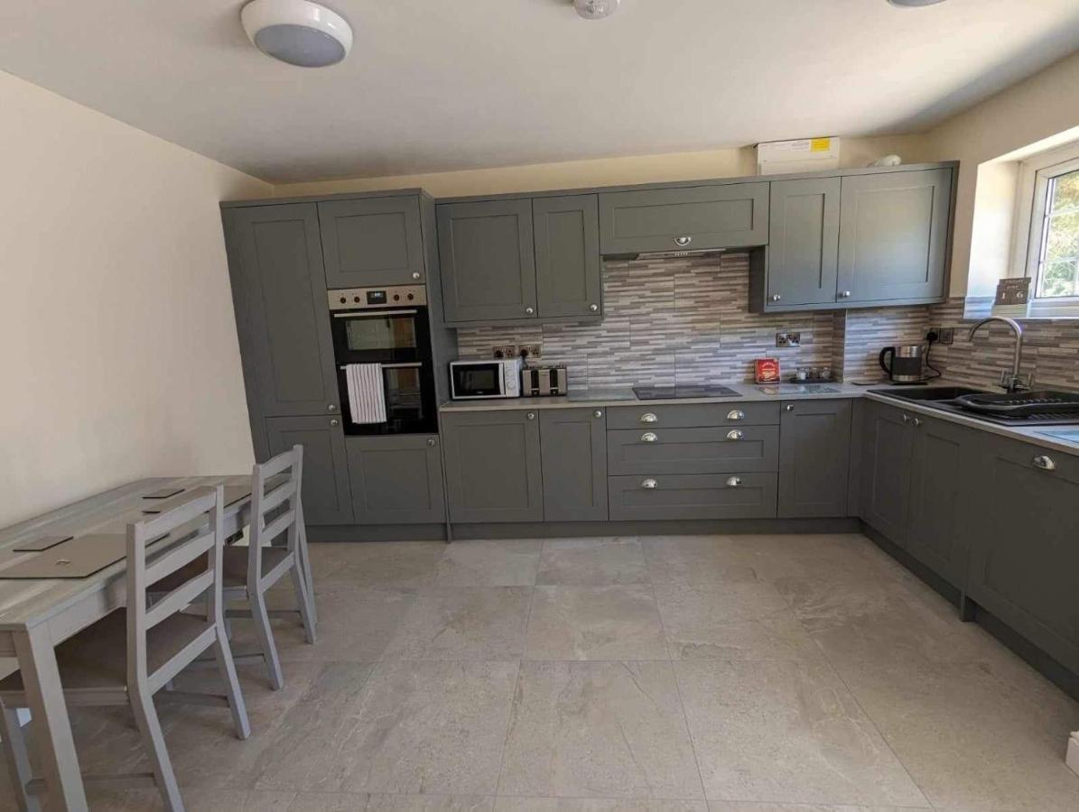 The Hideaway Apartment Woodhall Spa Bagian luar foto
